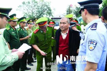 中国农民有多少人口_...民勤植梭治沙 农民增收 走基层 一线见闻