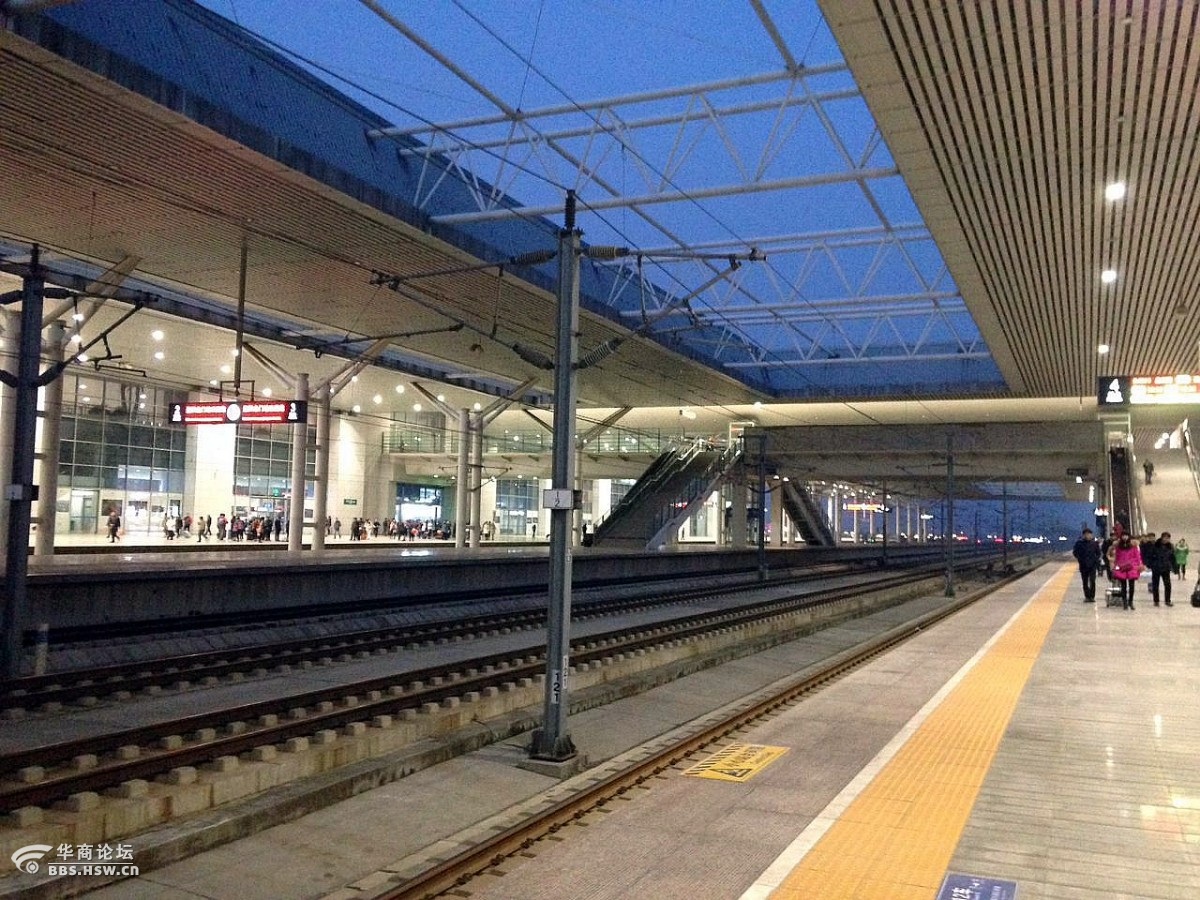 洛阳龙门车站图片