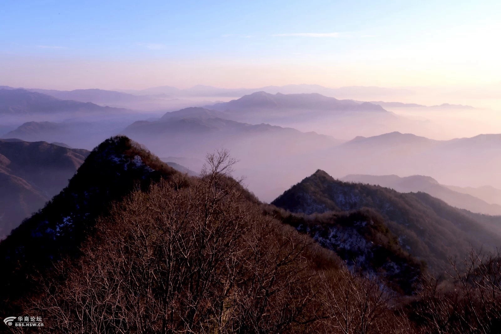 登上王顺山主峰——玉皇顶